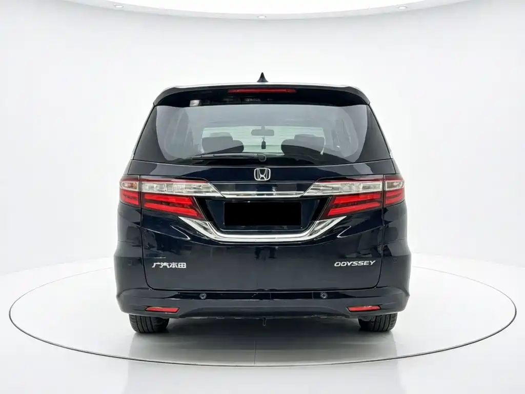 Honda Odyssey 2018 — фото 12