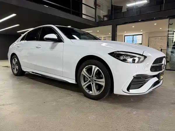 Mercedes-Benz C-Class 2022