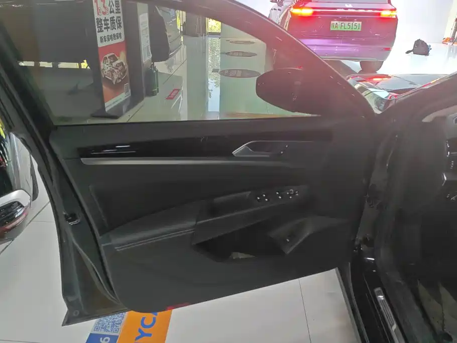 Volkswagen Passat 2024