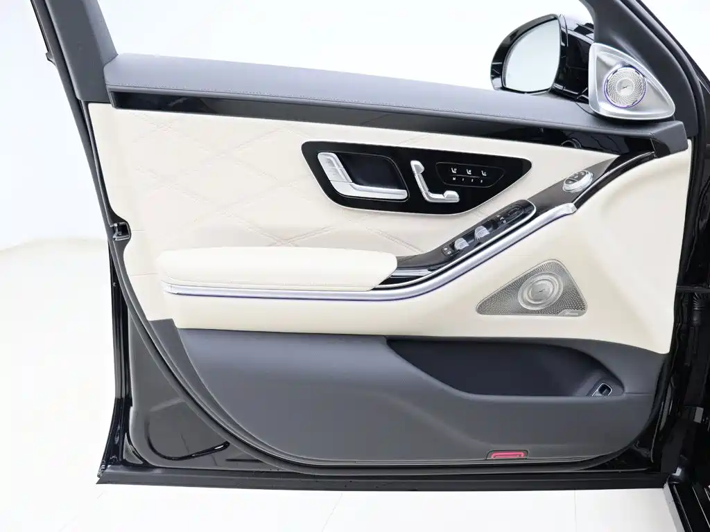 Mercedes-Benz Maybach S-Class 2023