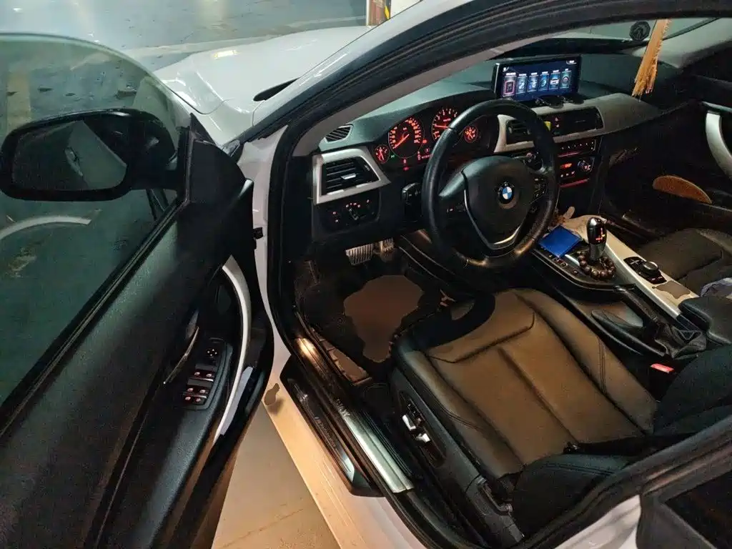 BMW 3 Series GT 2016 — фото 21