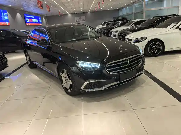 Mercedes-Benz E-Class 2021