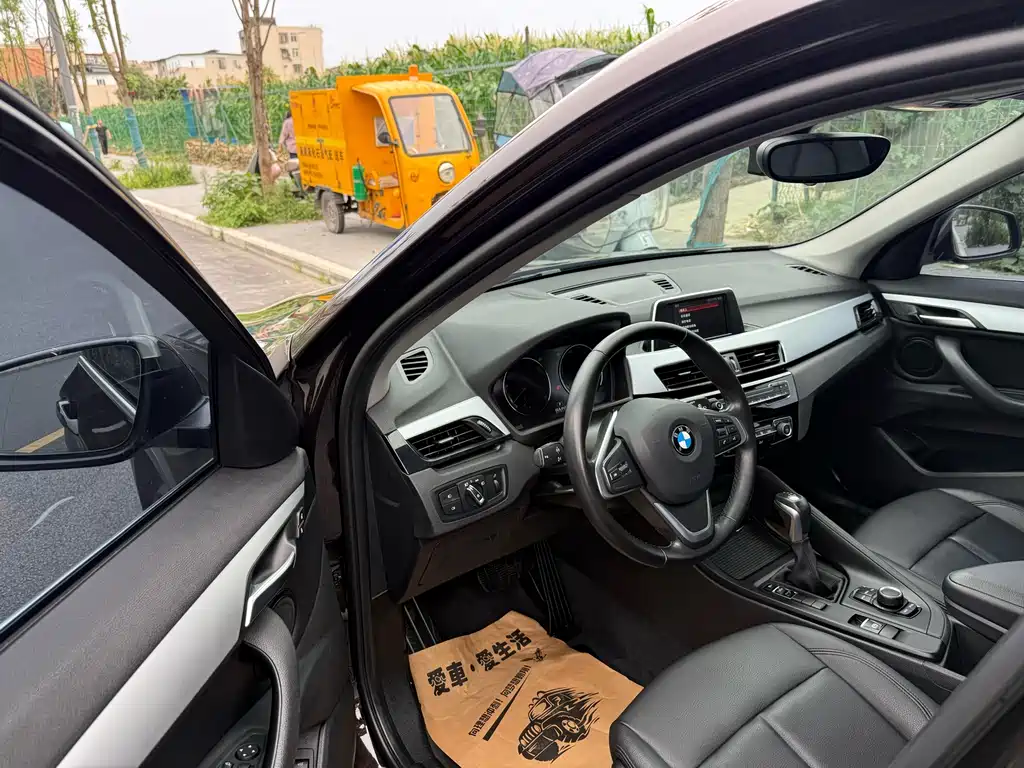 BMW X1 2019 — фото 12