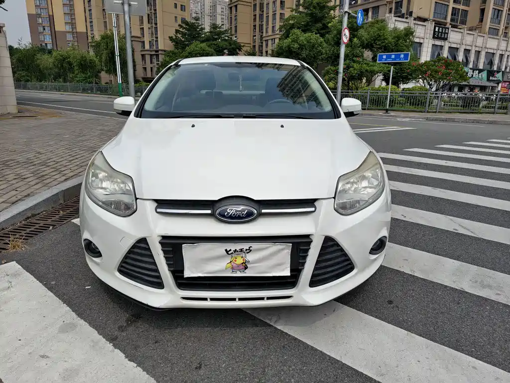 Ford Focus 2015 — фото 2