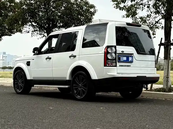 Land Rover Discovery 2015