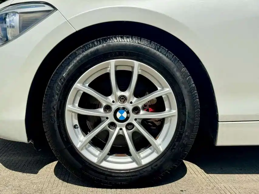 BMW 1 Series 2014 — фото 10