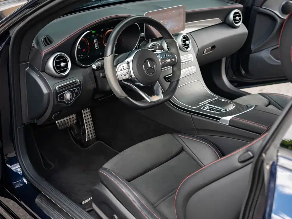 Mercedes-Benz C-Class 2023 — фото 7