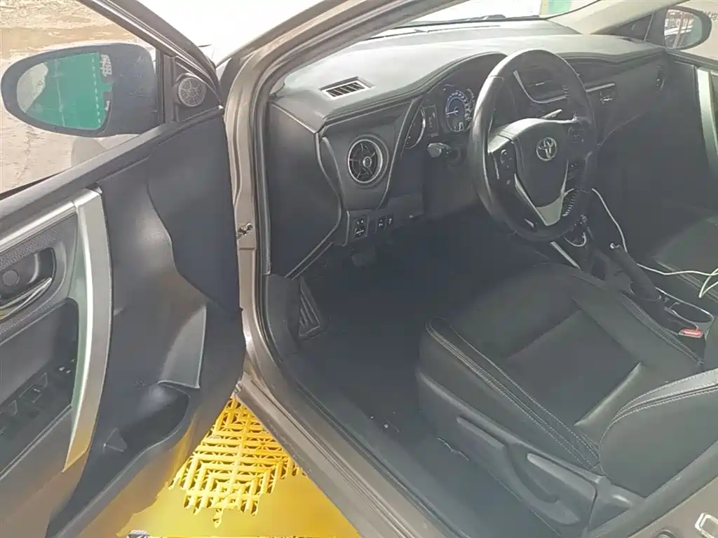 Toyota Corolla 2019 — фото 16
