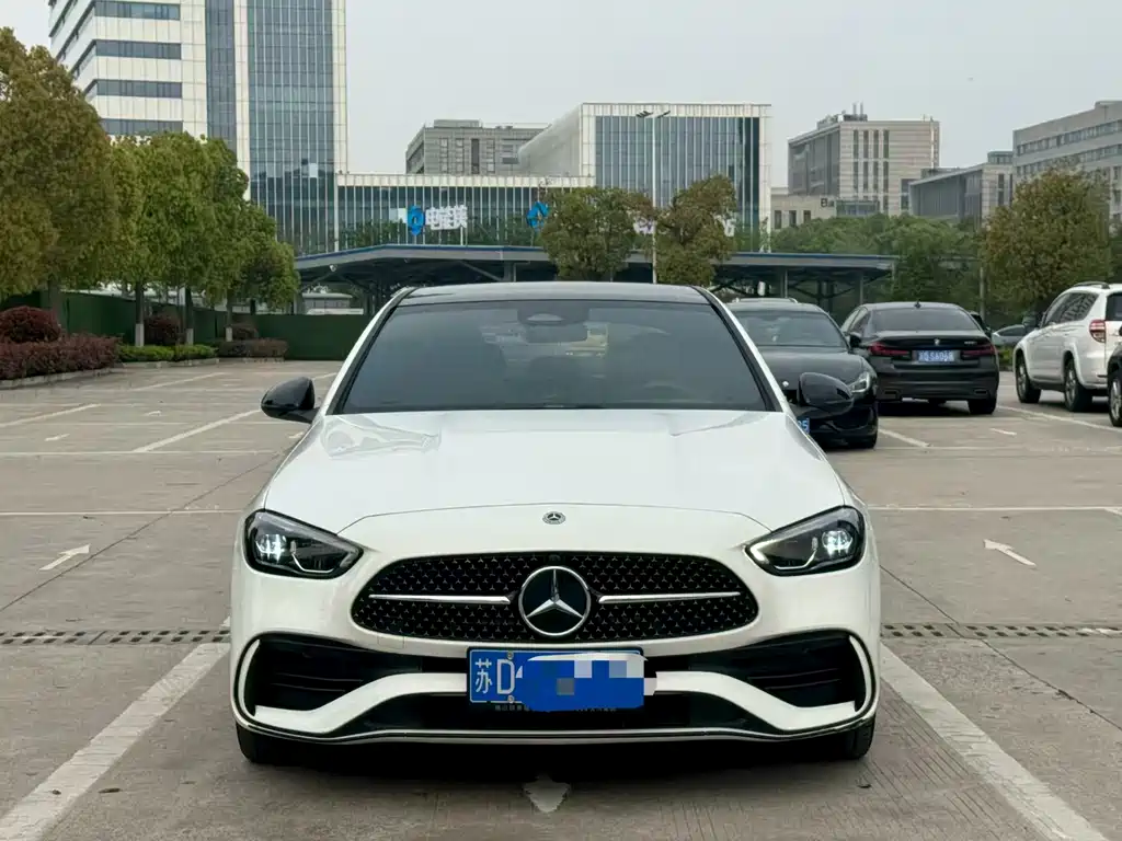 Mercedes-Benz C-Class 2023 — фото 2