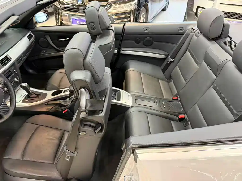 BMW 3 Series 2009