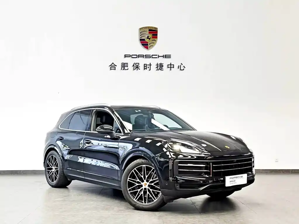 Porsche Cayenne Hybrid 2024