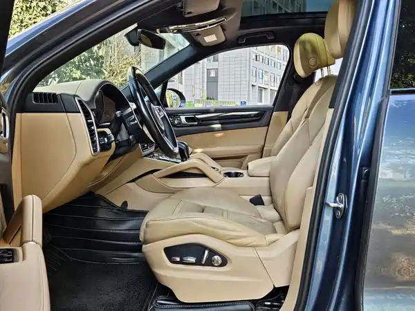 Porsche Cayenne 2018