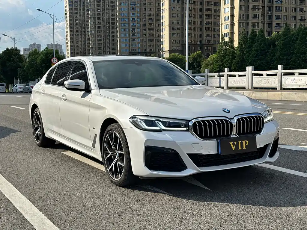 BMW 5 Series 2023