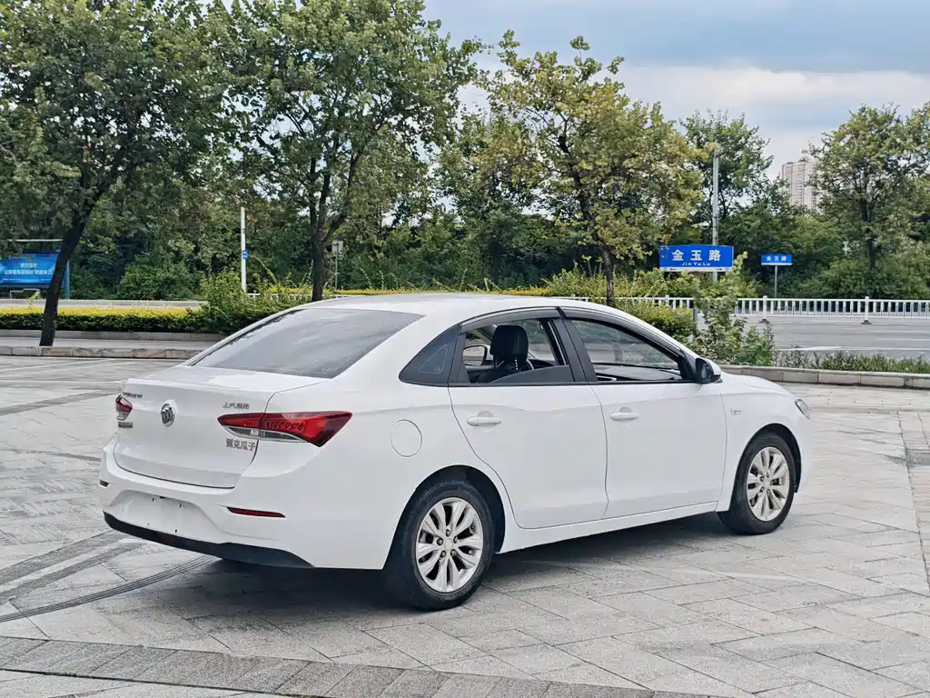 Buick Excelle GT 2021 — фото 17