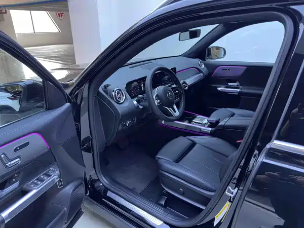 Mercedes-Benz GLB 2021