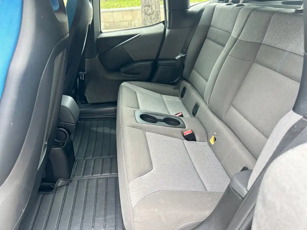 BMW i3 2018 — фото 12