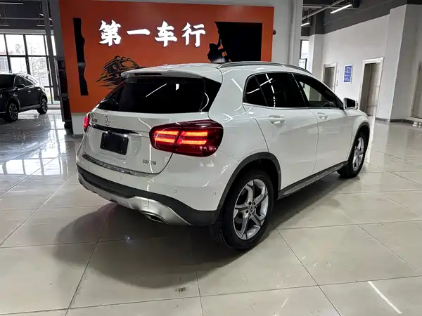 Mercedes-Benz GLA 2018
