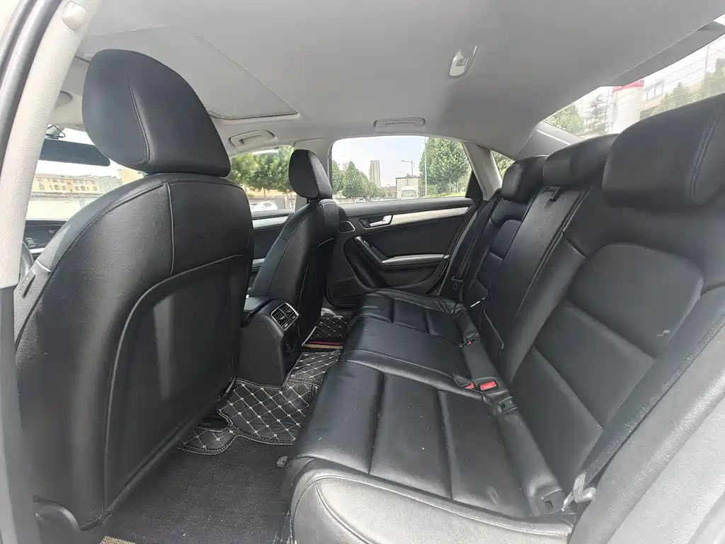 Audi A4L 2016
