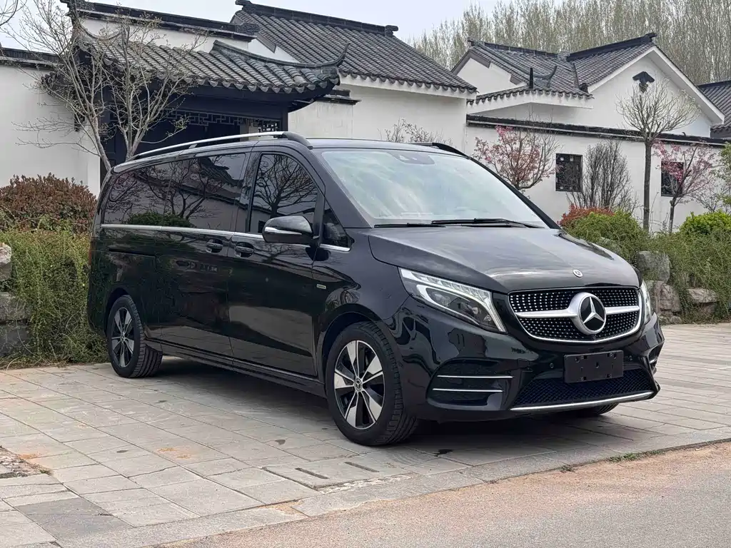 Mercedes-Benz V-Class 2021 — фото 3