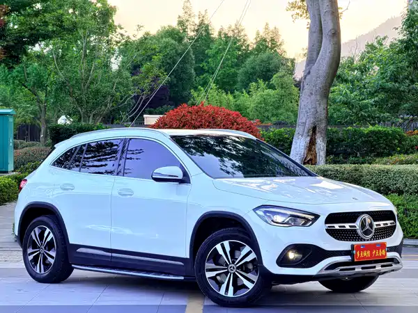 Mercedes-Benz GLA 2022