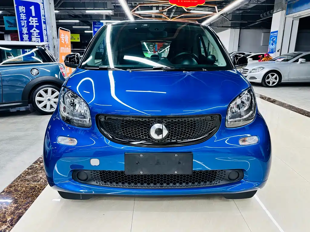 smart Fortwo 2018 — фото 8