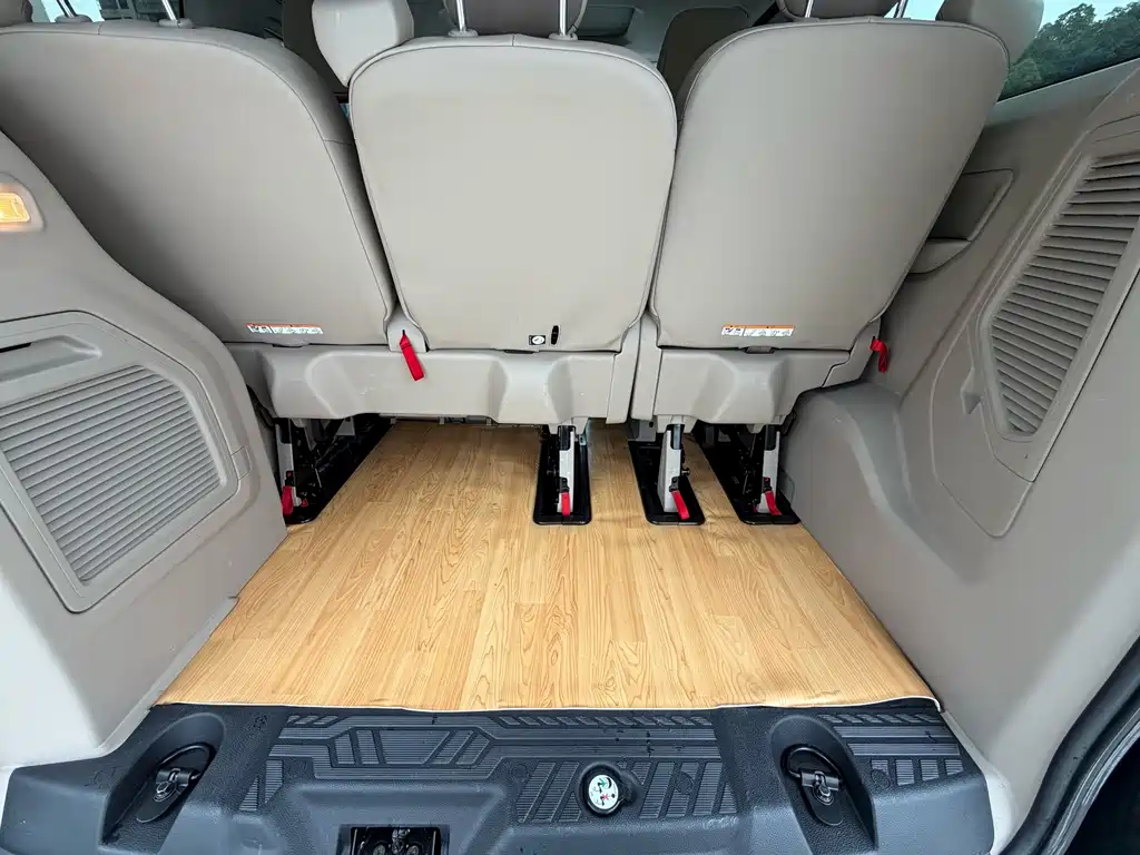 Ford Tourneo 2023 — фото 12