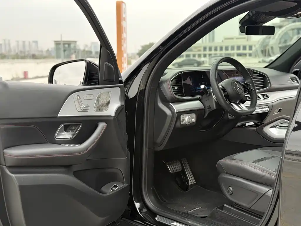 Mercedes-Benz GLE AMG 2024 — фото 4