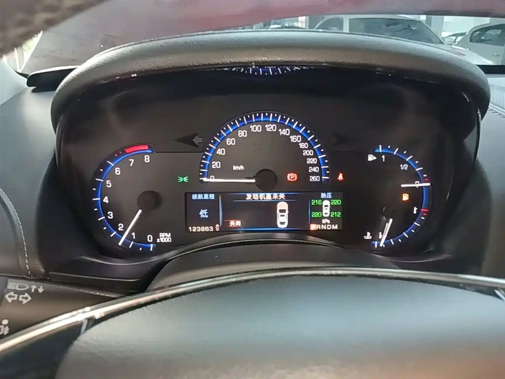 Cadillac ATS-L 2014 — фото 12