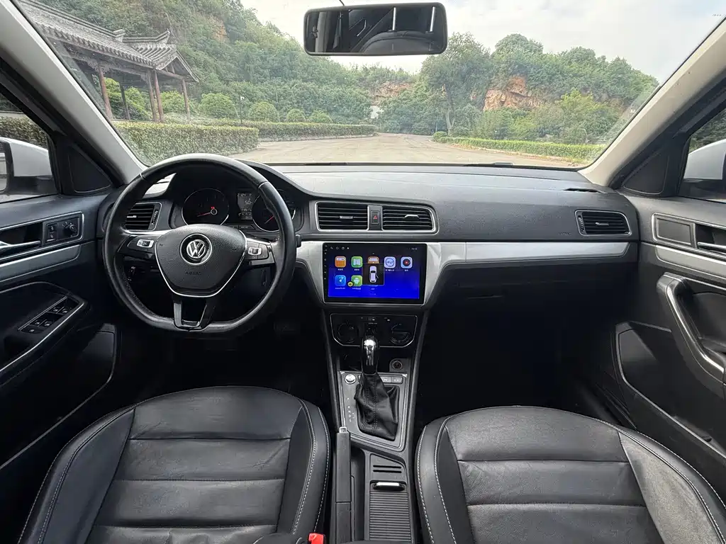 Volkswagen Gran Lavida 2017 — фото 10
