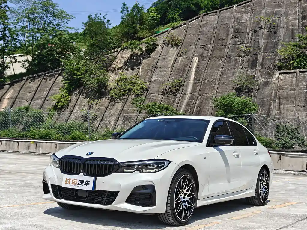 BMW 3 Series 2023 — фото 1
