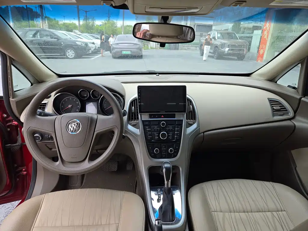 Buick Excelle GT 2013 — фото 9