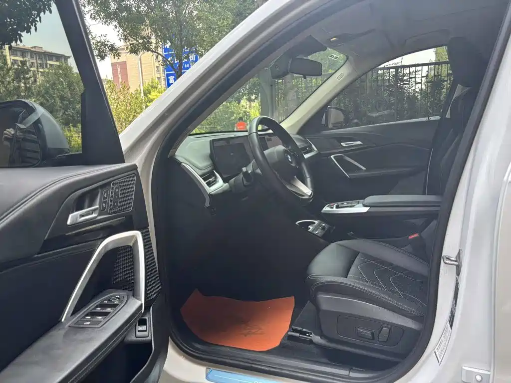 BMW X1 2023