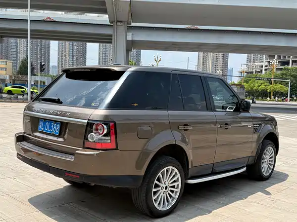 Land Rover Range Rover Sport 2013