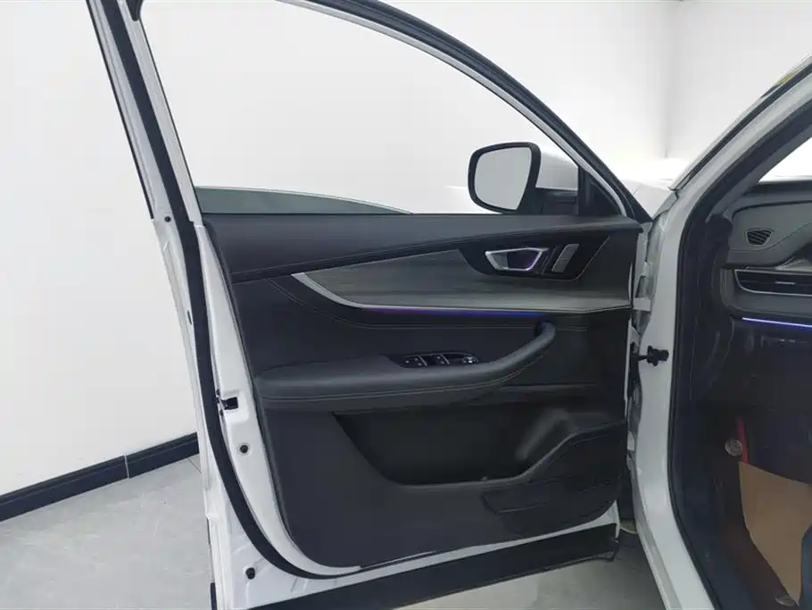 Chery Tiggo 8 PLUS 2023 — фото 7