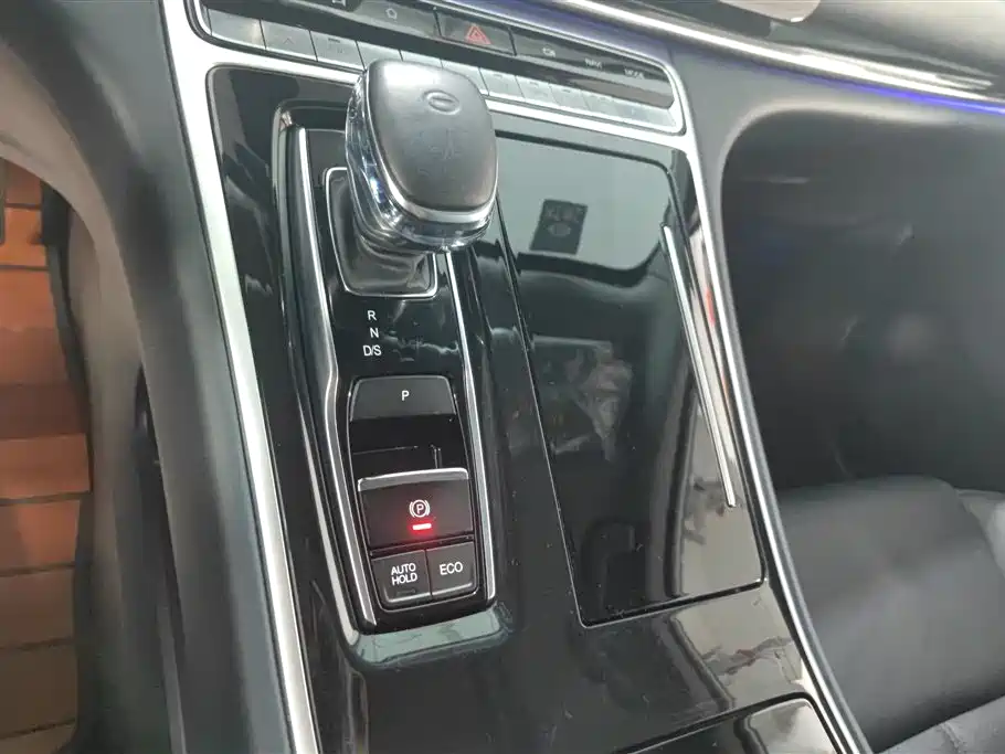 GAC Motor Trumpchi M8 2022 — фото 16