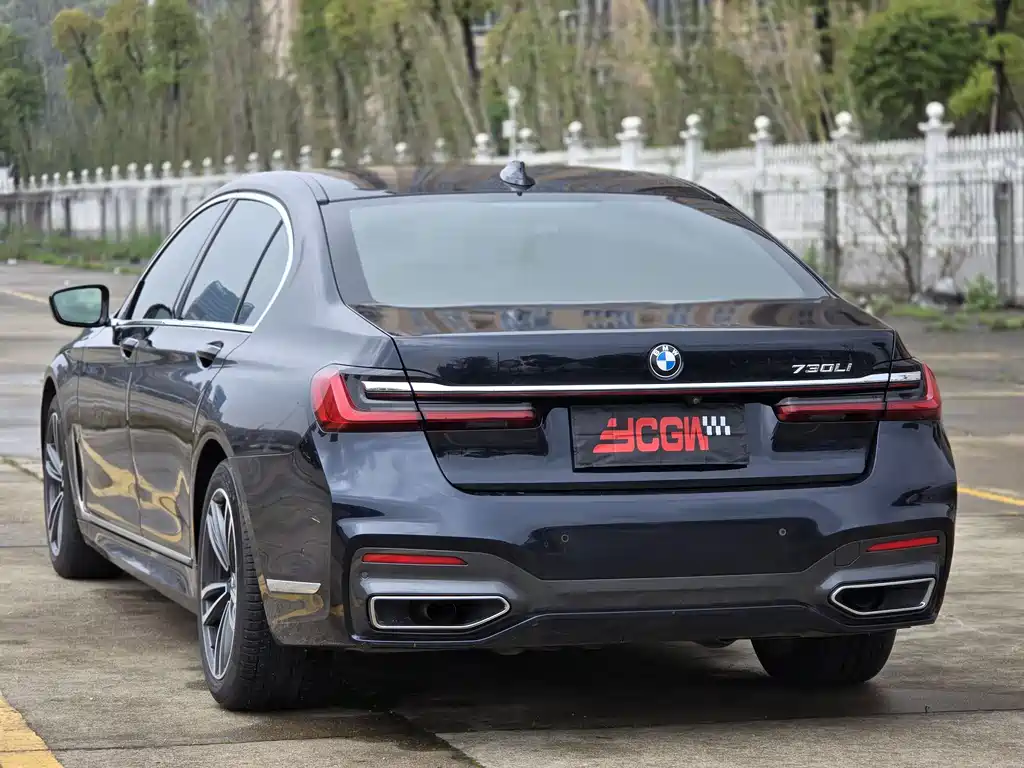 BMW 7 Series 2020 — фото 13