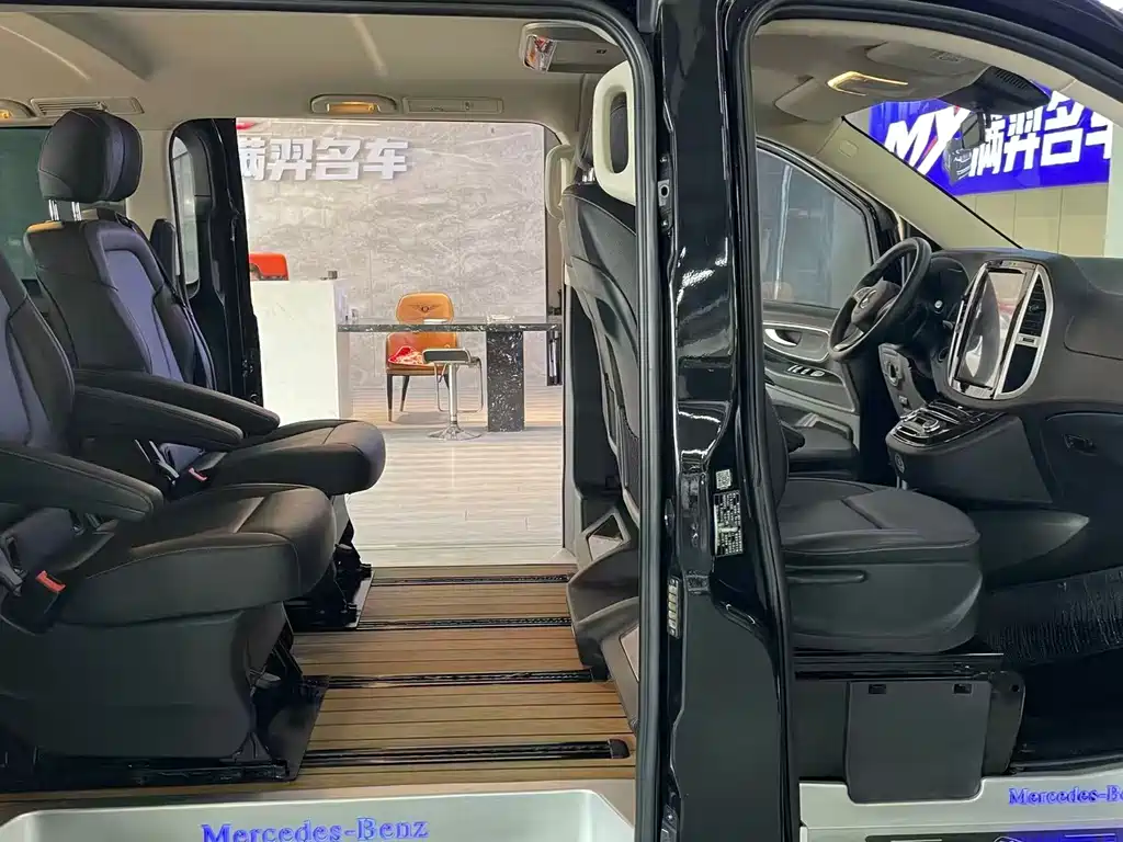 Mercedes-Benz Vito 2021 — фото 15