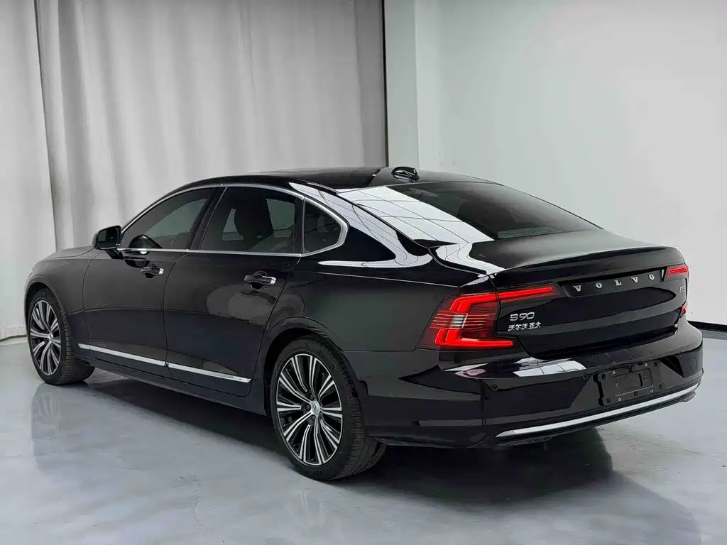 Volvo S90 2023 — фото 3