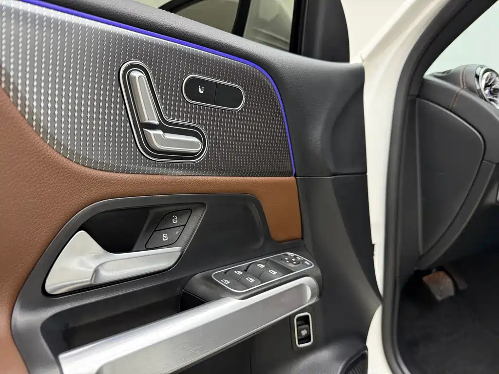 Mercedes-Benz GLB 2022 — фото 14