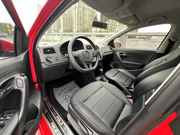 Volkswagen Polo 2016