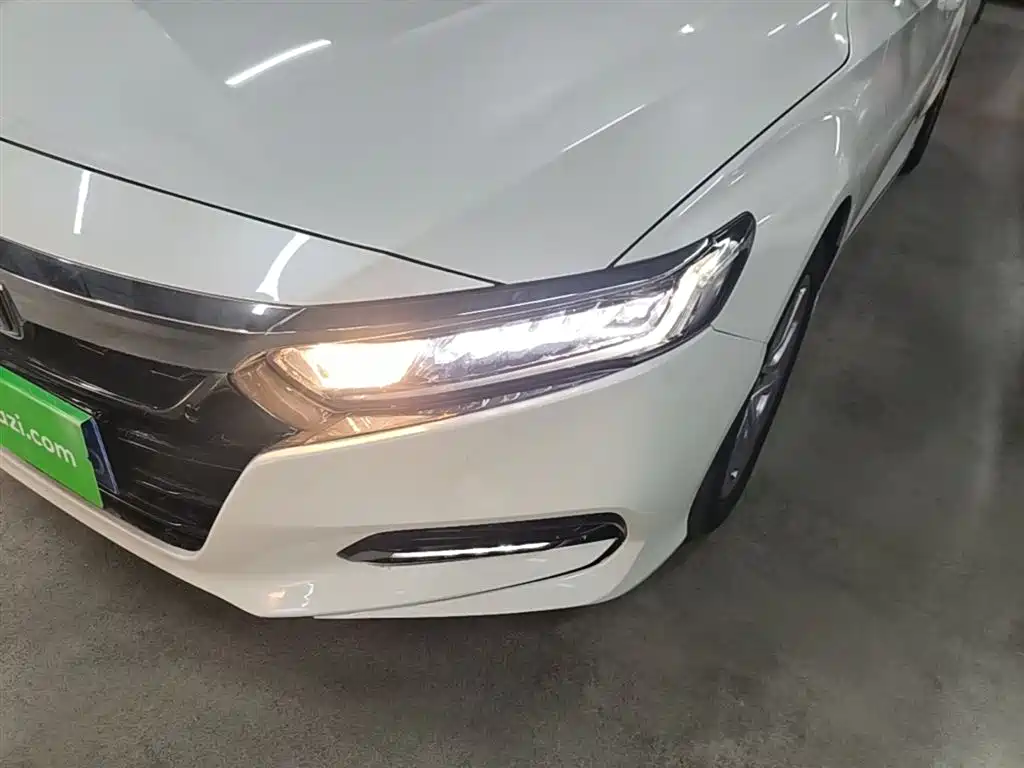 Honda Accord 2021 — фото 24