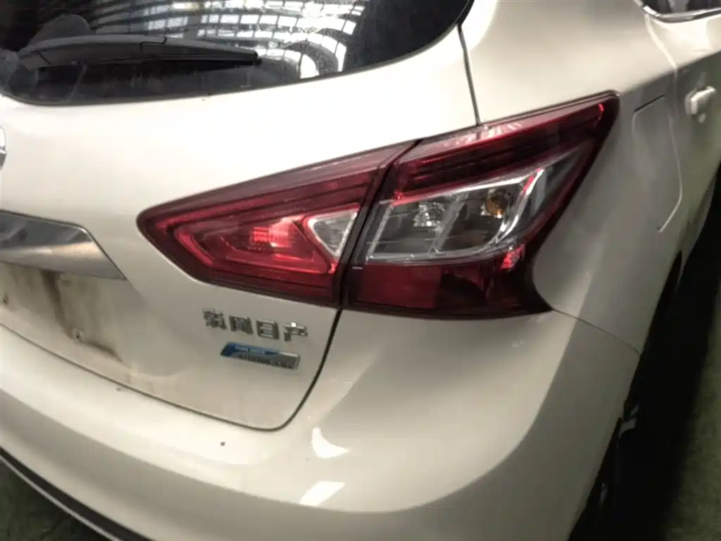 Nissan Tiida 2019 — фото 8