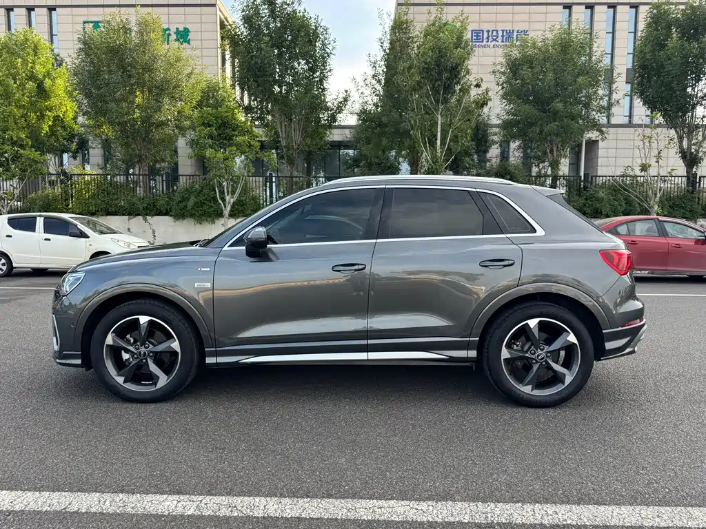 Audi Q3 2022