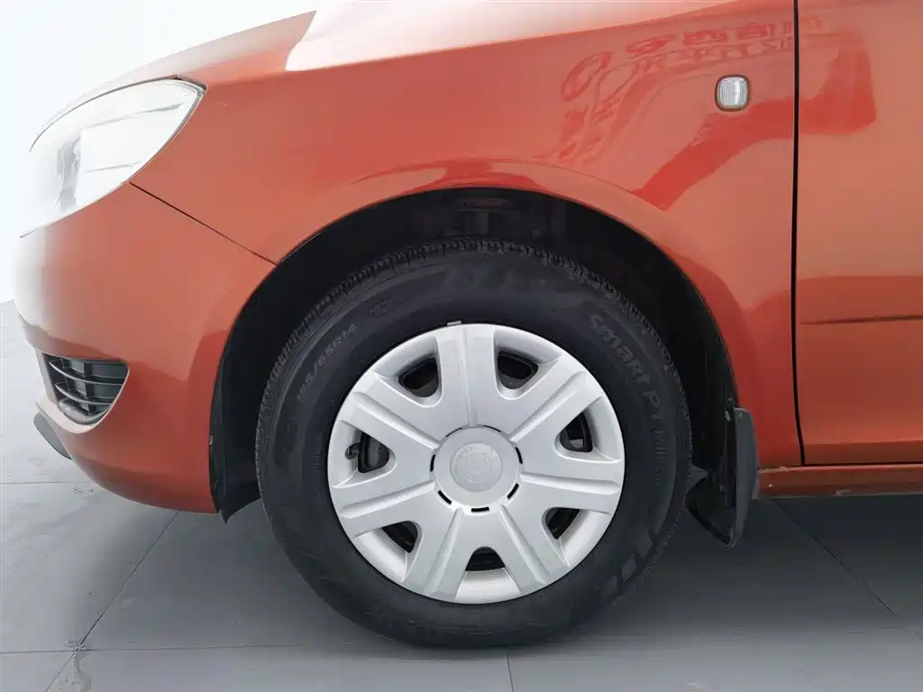 Skoda Fabia 2013 — фото 17