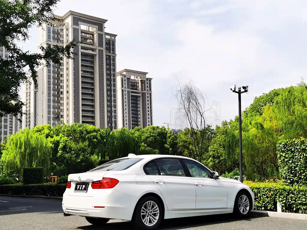 BMW 3 Series 2015