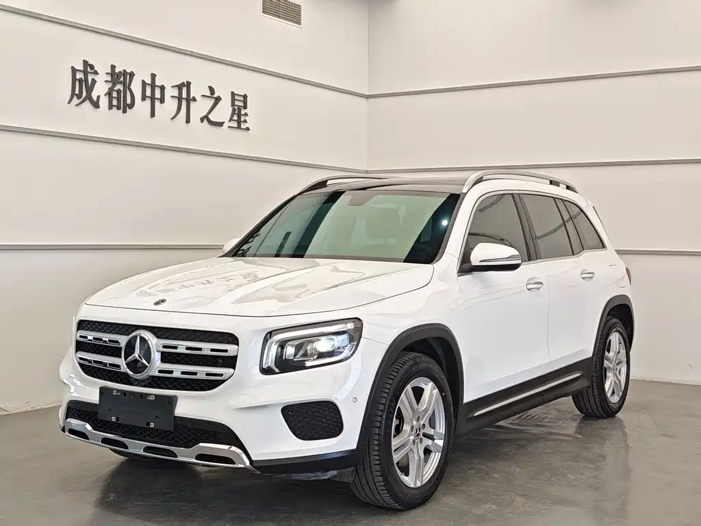 Mercedes-Benz GLB 2023