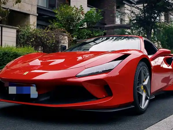 Ferrari F8 2022