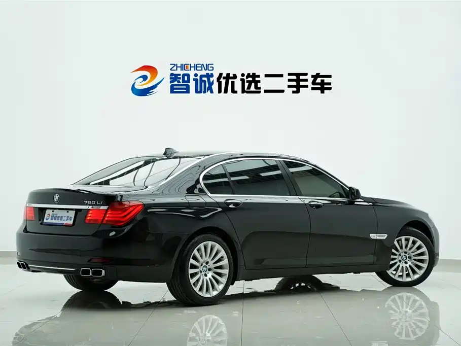 BMW 7 Series 2011 — фото 4