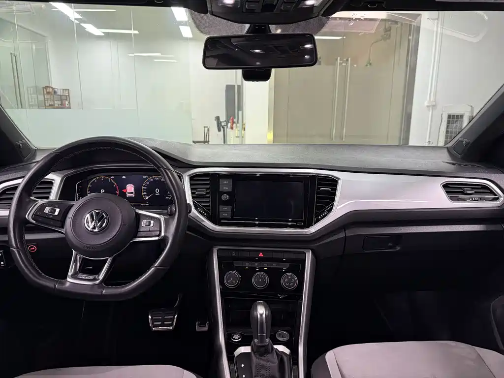 Volkswagen T-Roc 2020 — фото 15
