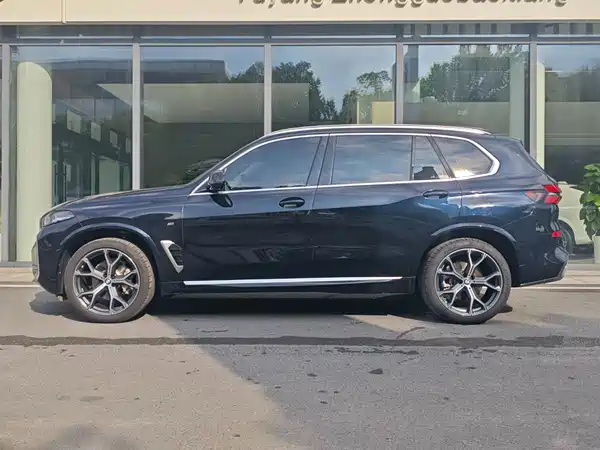 BMW X5 2024
